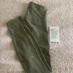 NWOT Lululemon Athletica wunder train tight